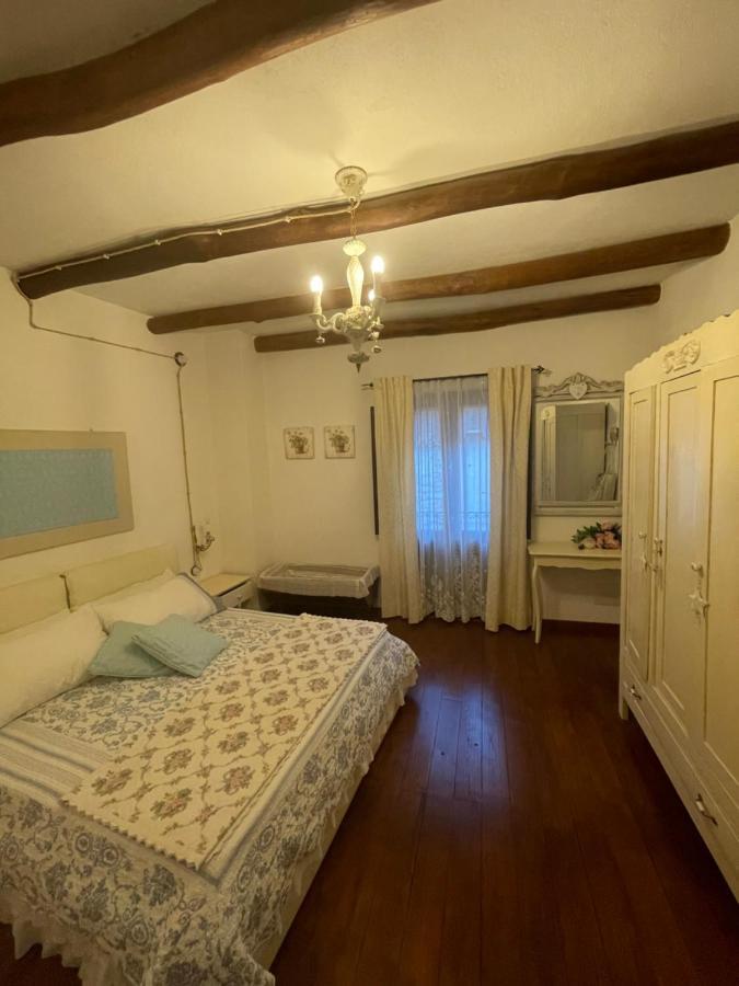 באוני Casa Vacanze "Un Sogno Nel Blu'" מראה חיצוני תמונה